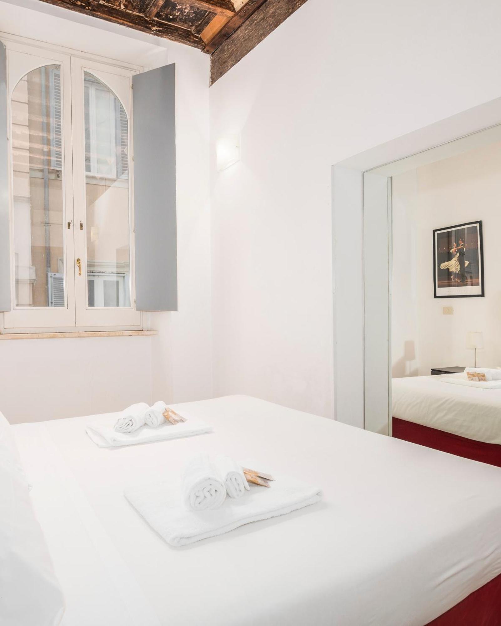 Suites Campo De' Fiori - Zen18-19-20 روما المظهر الخارجي الصورة
